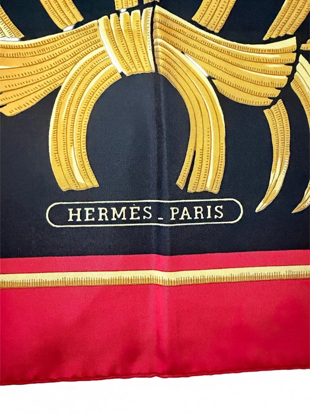 Hermès Tigre Royal Silk Scarf